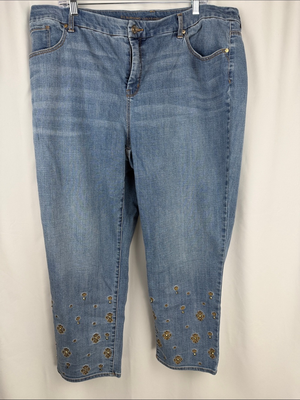 Chico’s So Slimming Girlfriend Slim Leg Embellished Ankle Jeans 3.5